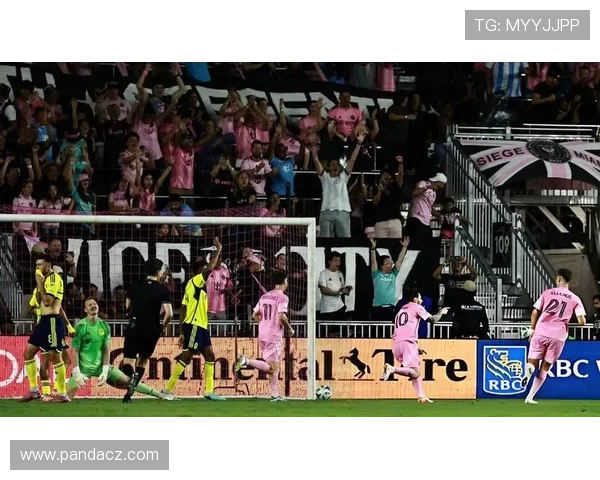 梅西加盟迈阿密国际后首场比赛表现出色，助球队逆转获胜