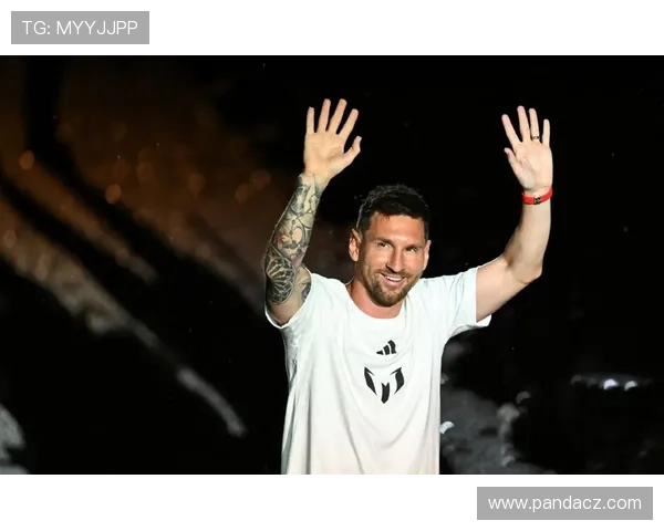 梅西正式宣布加盟美国大联盟国际迈阿密，开启职业生涯新篇章