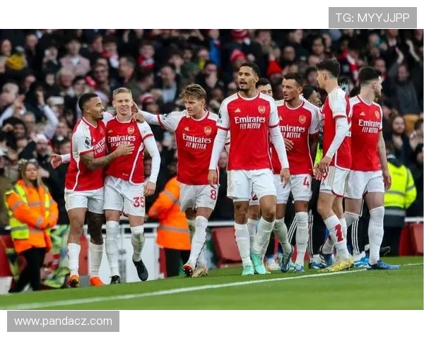 英超赛程与比分更新分析 聚焦各队表现及未来赛事预测