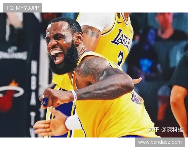 詹姆斯与杜兰特共谱新篇章 NBA季前赛激战正酣多支强队表现抢眼